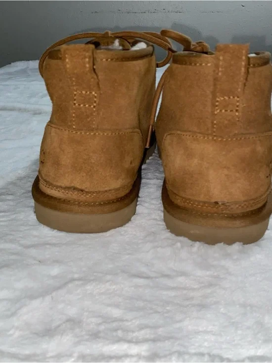 UGG “Neumel" Women’s Suede/Shearling Shoe - Lace-Up Chukka Boot (Chestnut) US 12 - Picture 3 of 12